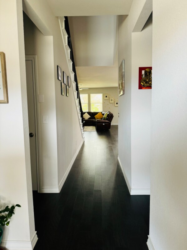 Building Photo - 220 Terminus Trl