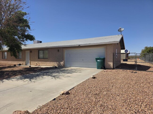 Building Photo - 6615 Nielsen Way