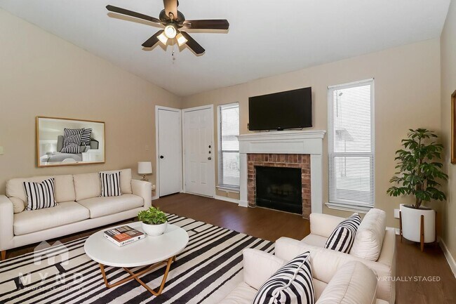 Foto del edificio - 1213 Hyridge St