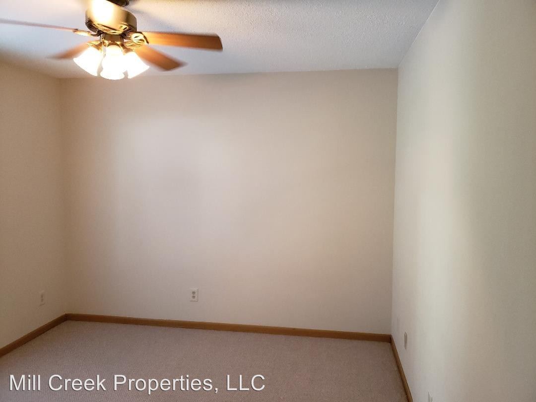 809-809 May Ct, Le Claire, IA 52753 - Room for Rent in Le Claire, IA |  Apartments.com