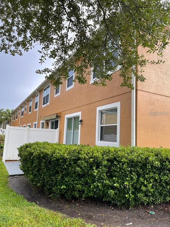 Building Photo - 9403 Tawnyberry St