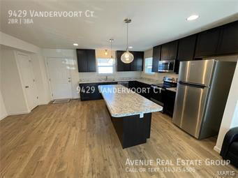 Foto del edificio - 9429 Vandervoort Ct