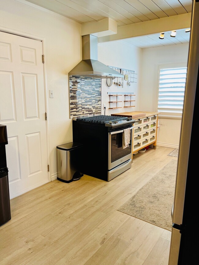 Foto del edificio - 2839 Moyers Rd