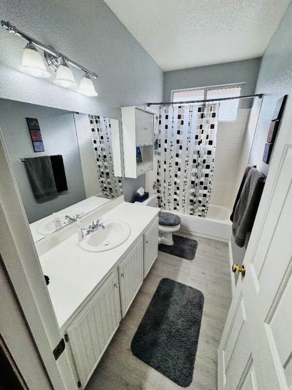 Building Photo - 7816 Pinnochio Ave