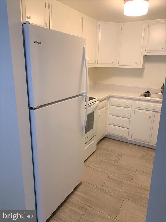 1100 Wayne Ave Unit A, Coatesville, PA 19320 Room for Rent in
