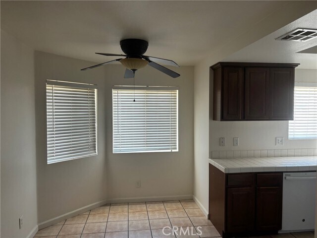 Foto del edificio - 79481 Ave 42