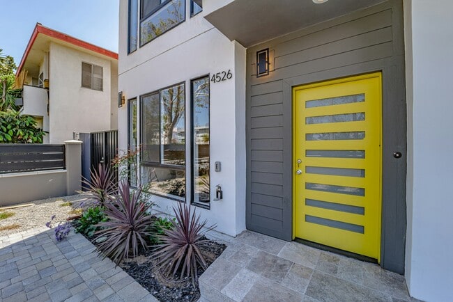 Photo - 4532 Saint Charles Place, Unit 4526 Townhome