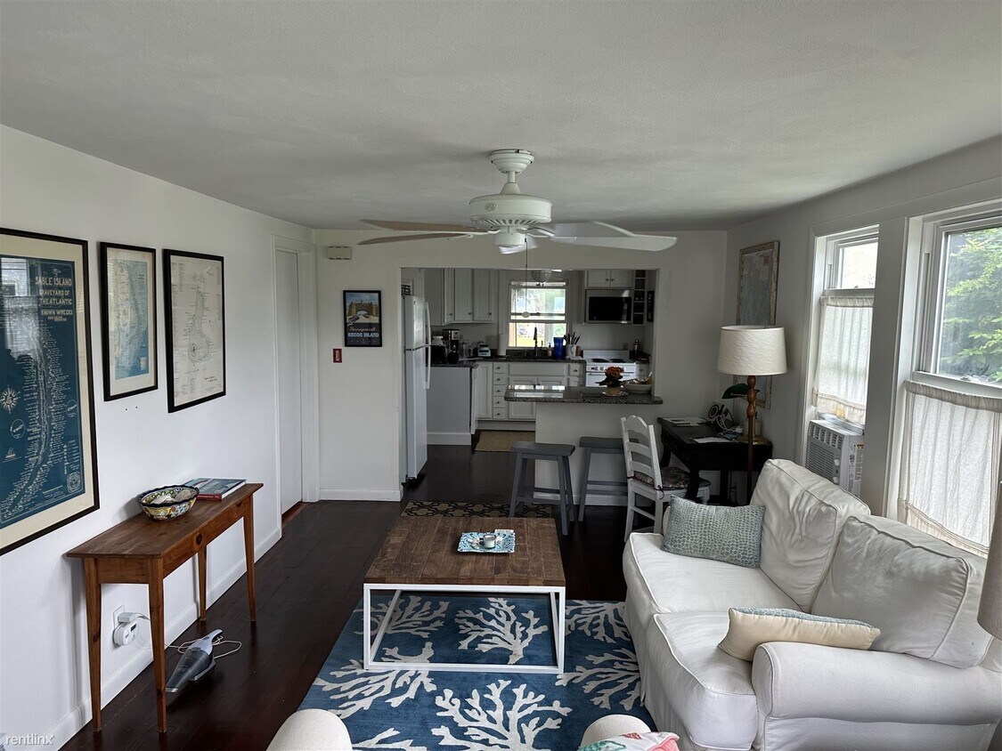 Building Photo - 2 br, 1 bath House - 22 Marten Ave