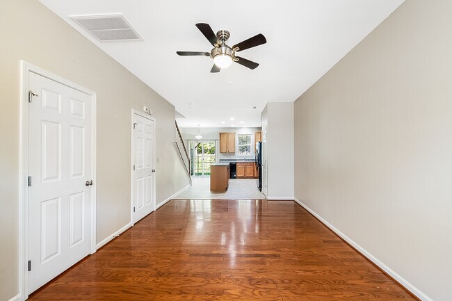 Building Photo - Charming 3-Bedroom Home in Prime Durham Lo...