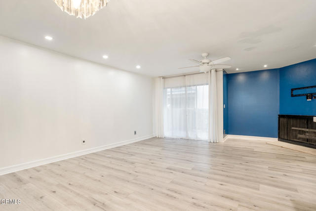 Building Photo - 355 S Madison Ave