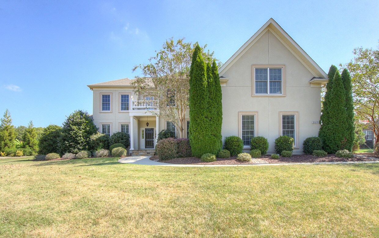 Primary Photo - 2013 Autumn Blossom Ln