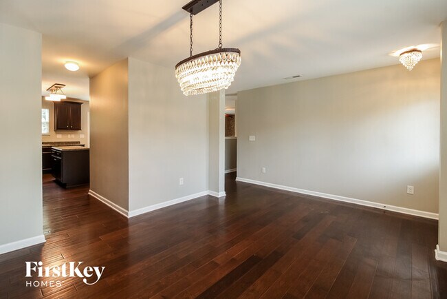 Foto del edificio - 4460 Abbey Park Rd