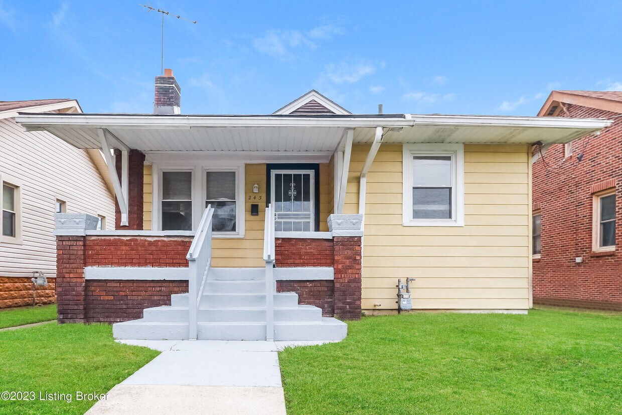 Foto principal - 243 S 43rd St