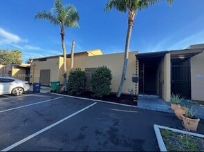 Building Photo - 16022 Kilmarnock Dr