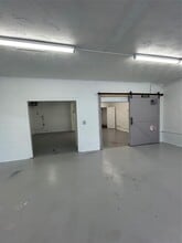 Building Photo - 1804 N Main St