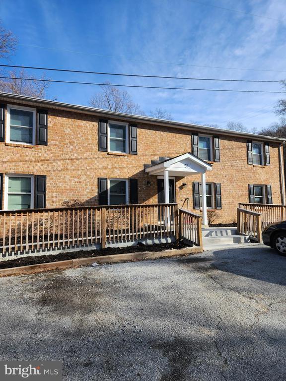 Building Photo - 51 Ed Turner Ln