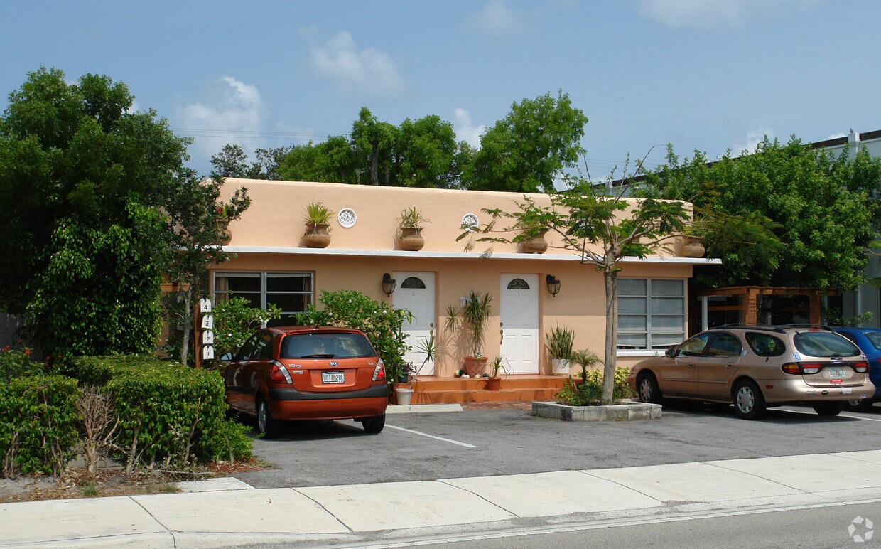 Building Photo - 714 N Federal Hwy
