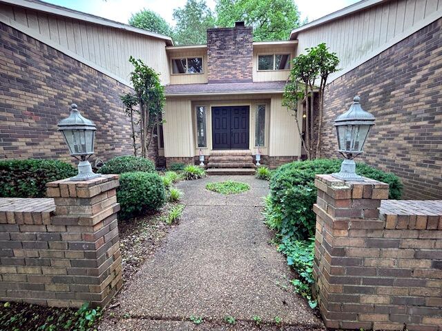 Building Photo - 1726 Wiltshire Dr