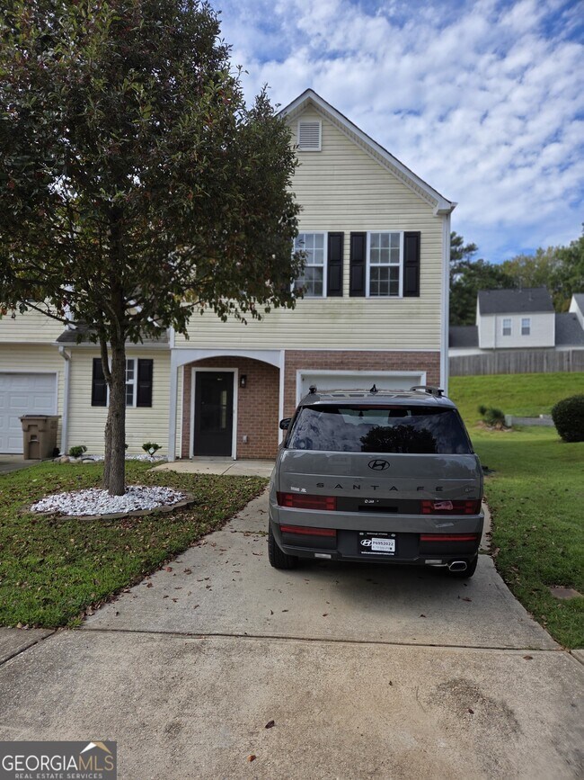 Building Photo - 3821 Brookwood Blvd
