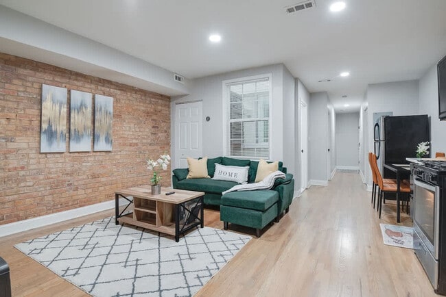 Foto del edificio - 1255 Raum St NE