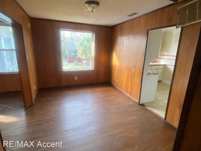 Foto del edificio - 3 br, 2 bath House - 1312 E. 33rd St.