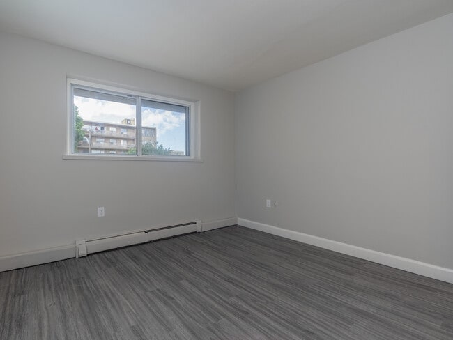 Photo du bâtiment - Patricia Apartments