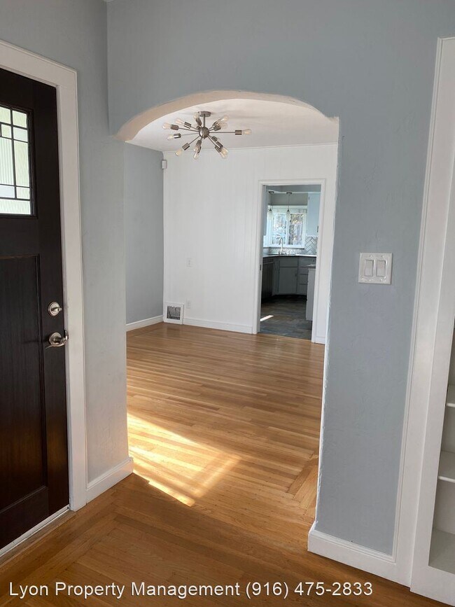 Building Photo - 2 br, 1 bath House - 1633 Vallejo Way