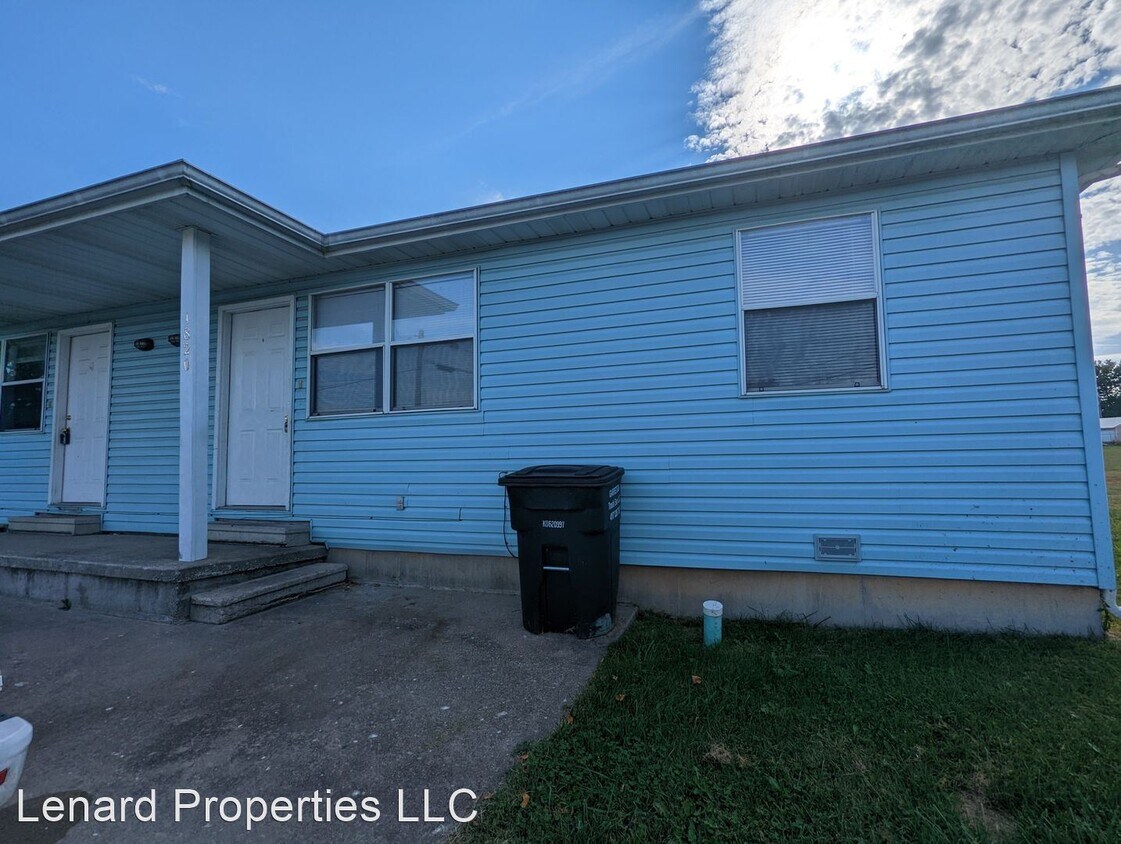 2 br, 2 bath House 1820 E Laverne House Rental in Bolivar, MO