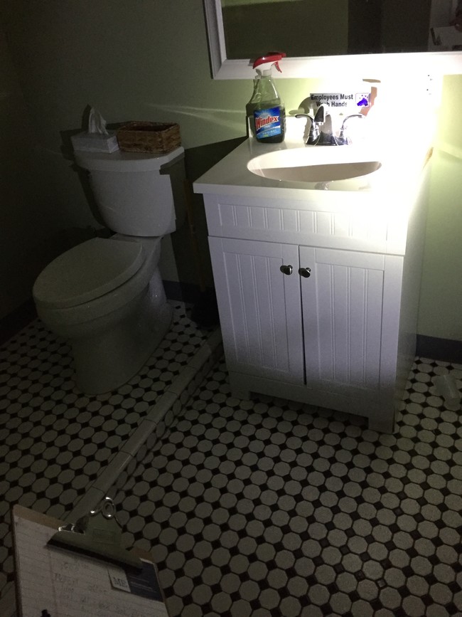 Interior Photo - 116 Smith St