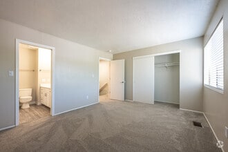 2BR, 2.5BA - 1,282SF - Primary Bedroom - Mesa Del Oso