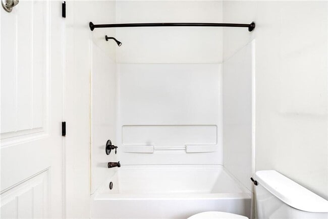 Foto del edificio - Cute 2BR unit at Creekside