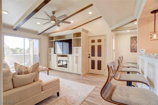 Building Photo - 555 E Silverado Ranch Blvd
