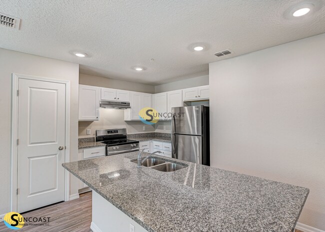 Building Photo - 9564 Hood Rd