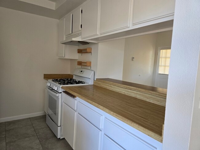 Building Photo - 56280 Buena Vista Dr