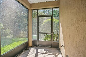 Building Photo - 6186 Bartram Village Dr