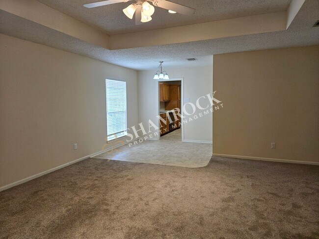 Foto del edificio - Park Place Duplex