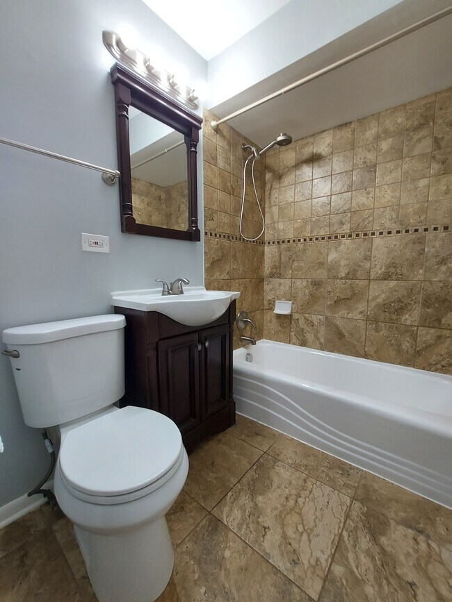 Foto del edificio - 320 Beach Ave