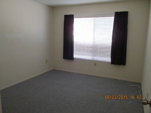 Building Photo - 1611 Peacock Blvd