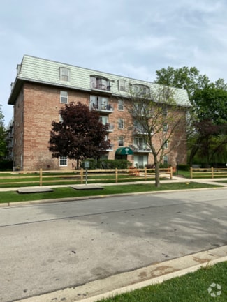 Building Photo - 5125 Blodgett
