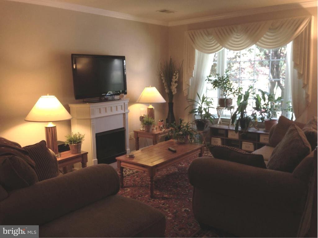 Primary Photo - 7940 Gunston Woods Pl