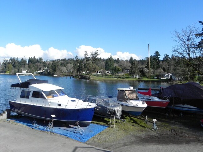 Building Photo - 23836 Vashon Hwy SW