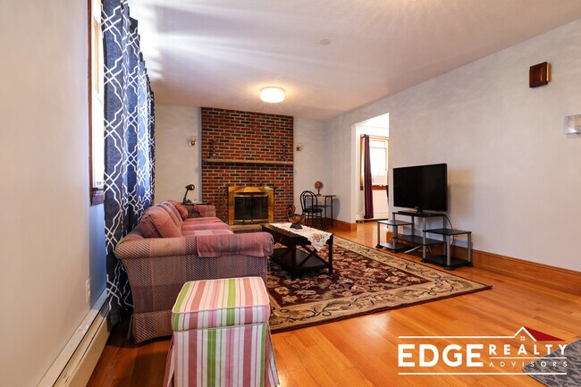 Photo - 42 Gerrish St Apartment