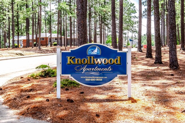 Foto del edificio - Knollwood Apartments