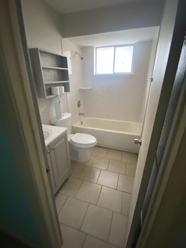 Foto del edificio - 2607 Wytchwood Dr