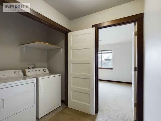 Building Photo - Bozeman Charmer!