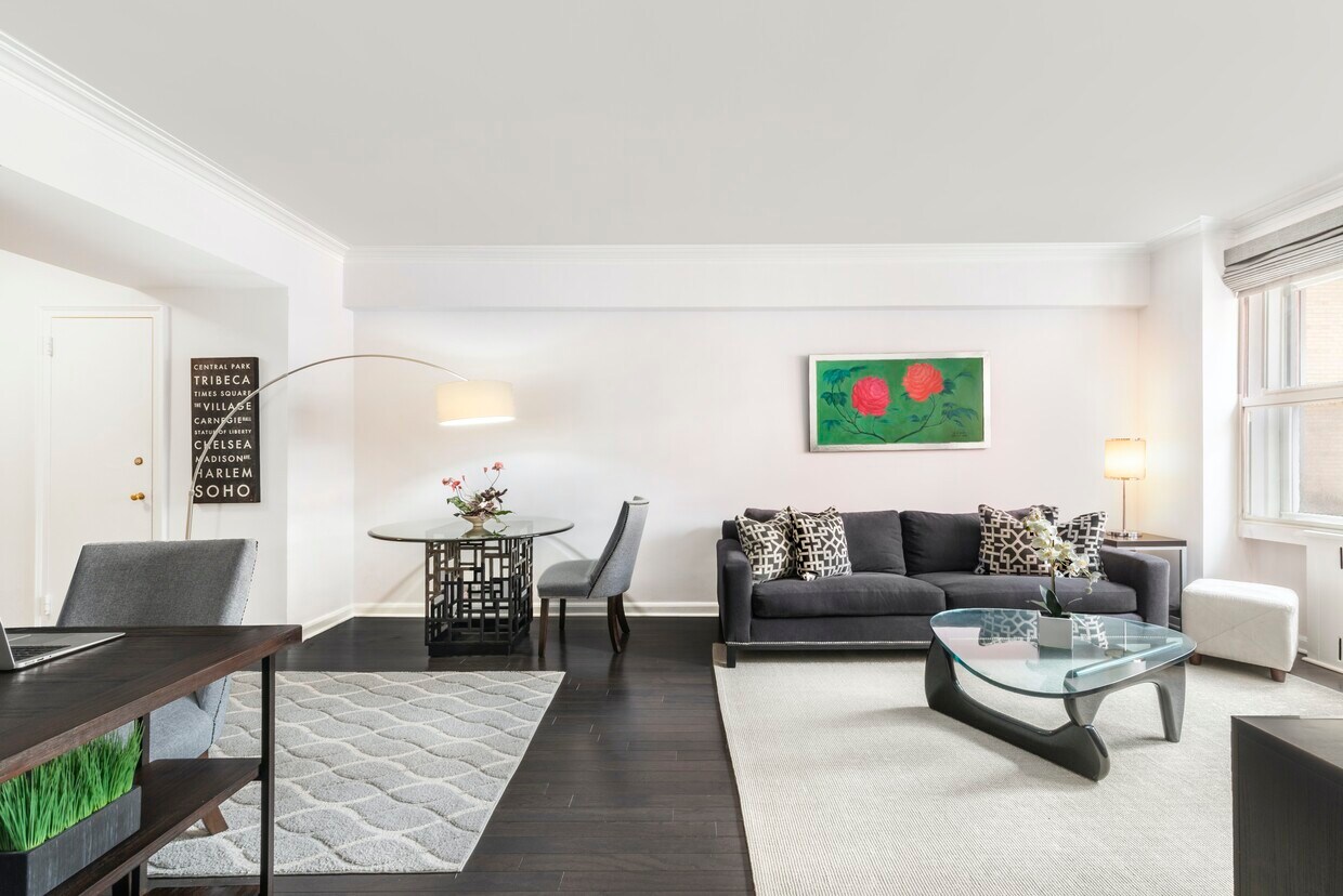 Bright 1 BD/1BA Murray Hill Coop Rental Townhouse for Rent in New