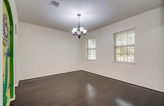 Building Photo - 2702 Fairfield Bend Pl