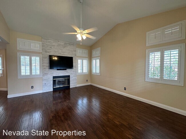 Building Photo - 3 br, 2.5 bath House - 247 Walnut Village Ln