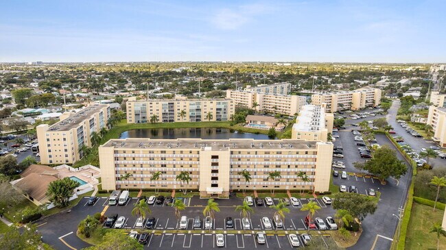 Foto del edificio - 200 SE 5th Ave