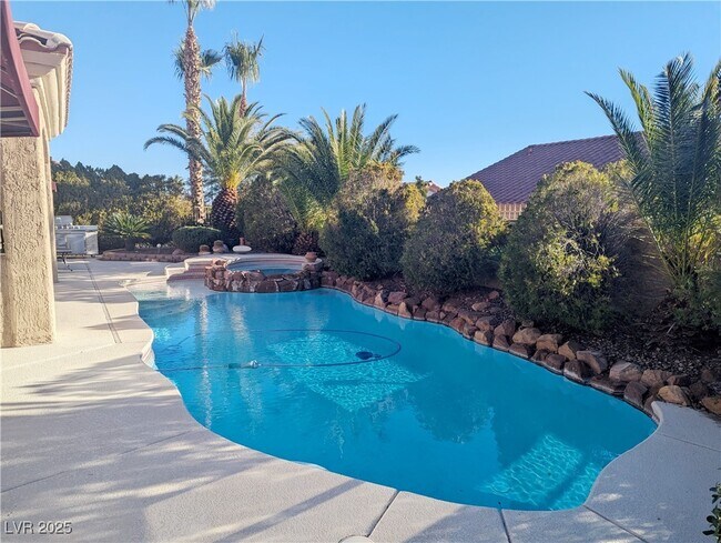 Foto del edificio - 2766 Hartwick Ln